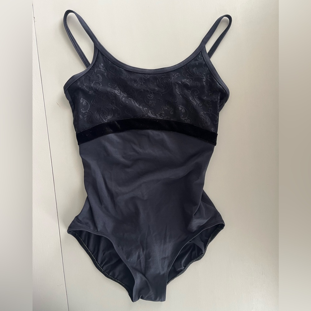 Lovely Ainsliewear Leotard Size Adult Medium